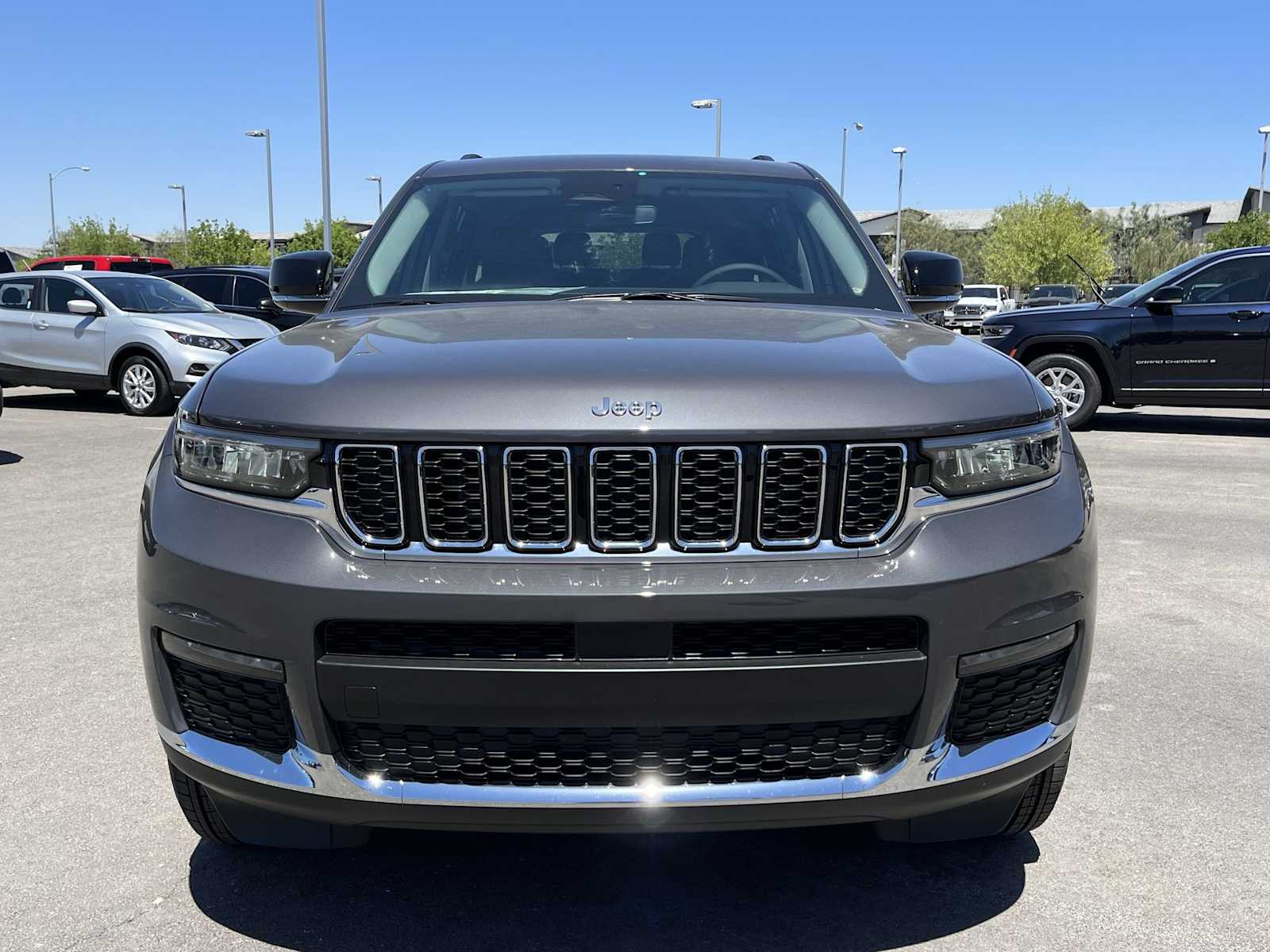 Thumbnail: 2023 Jeep Grand Cherokee L - 6