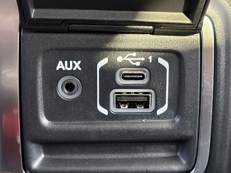 Thumbnail: 2025 Jeep Wrangler - 29