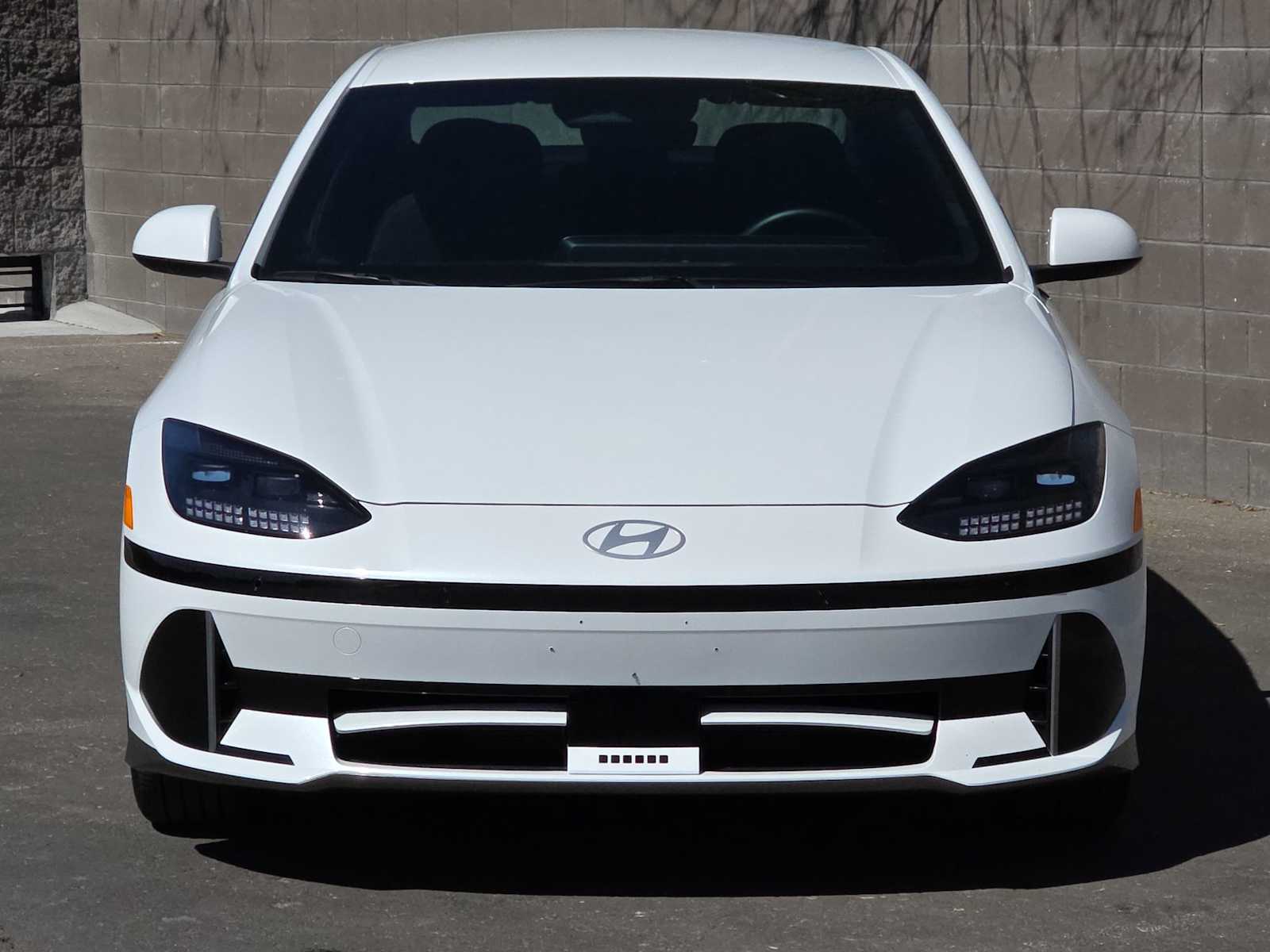 Thumbnail: 2024 Hyundai Ioniq 6 - 4