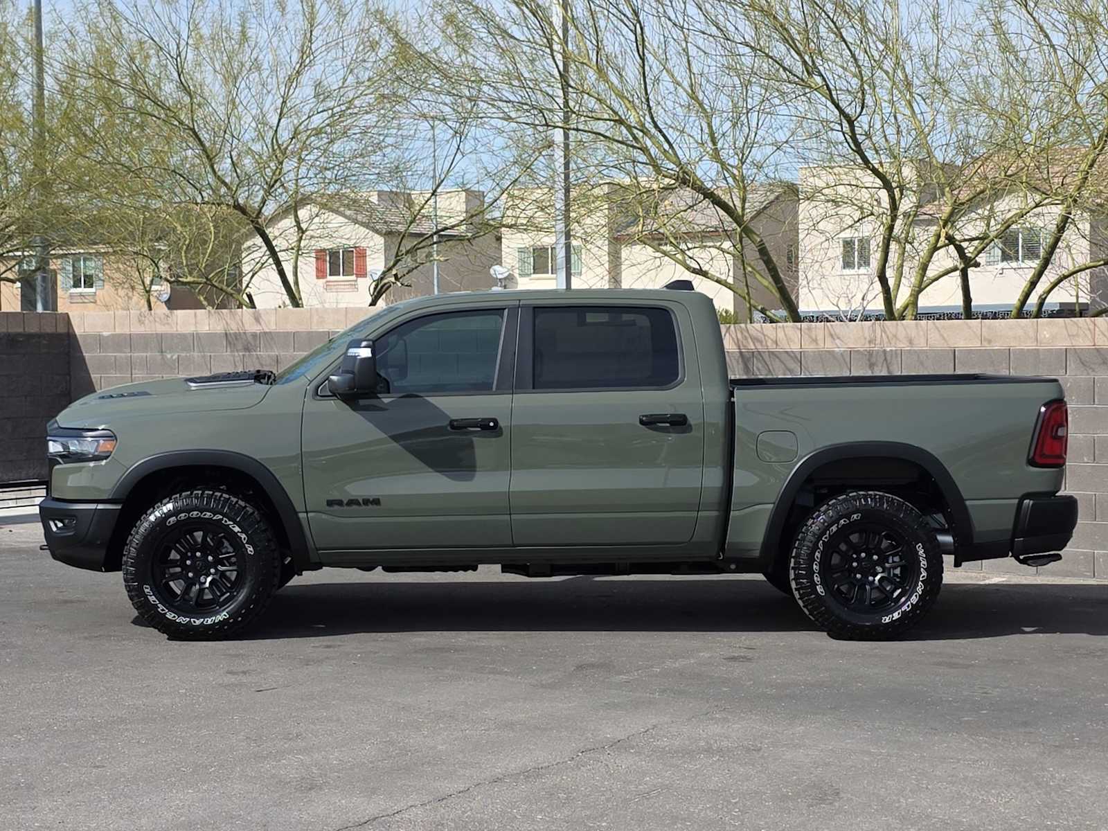 Thumbnail: 2026 RAM 1500 - 2