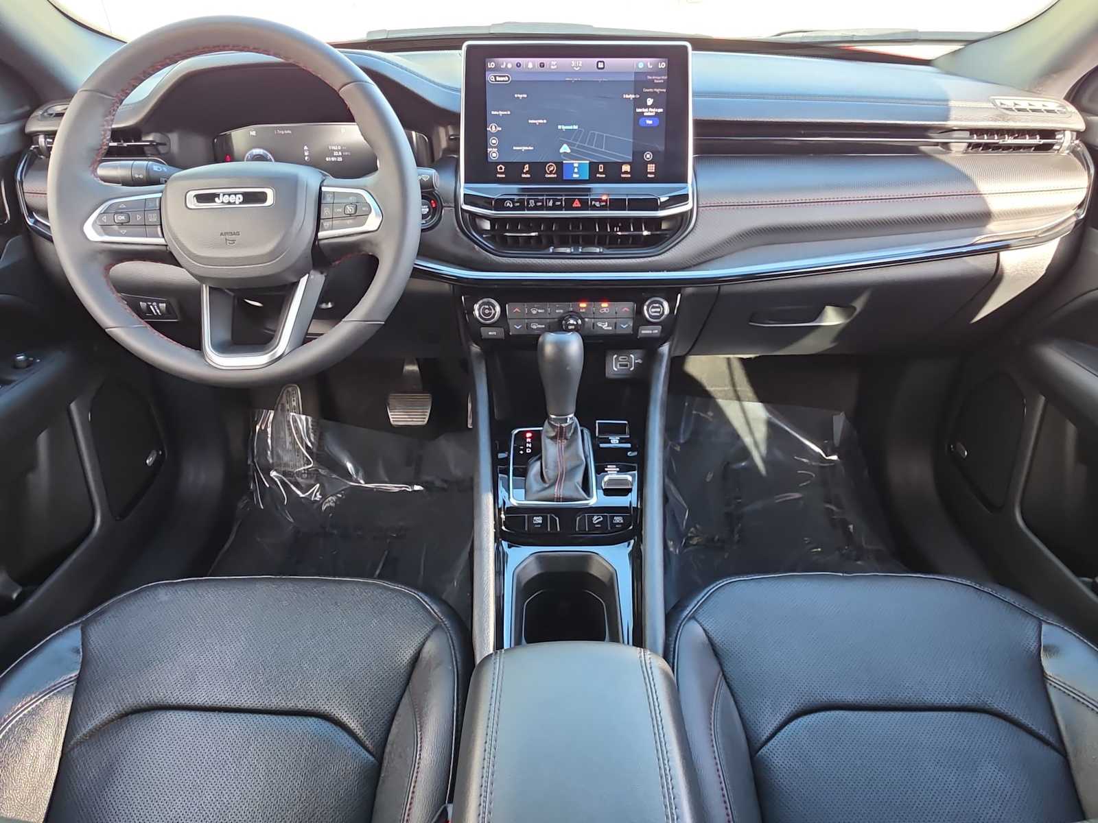 Thumbnail: 2023 Jeep Compass - 14