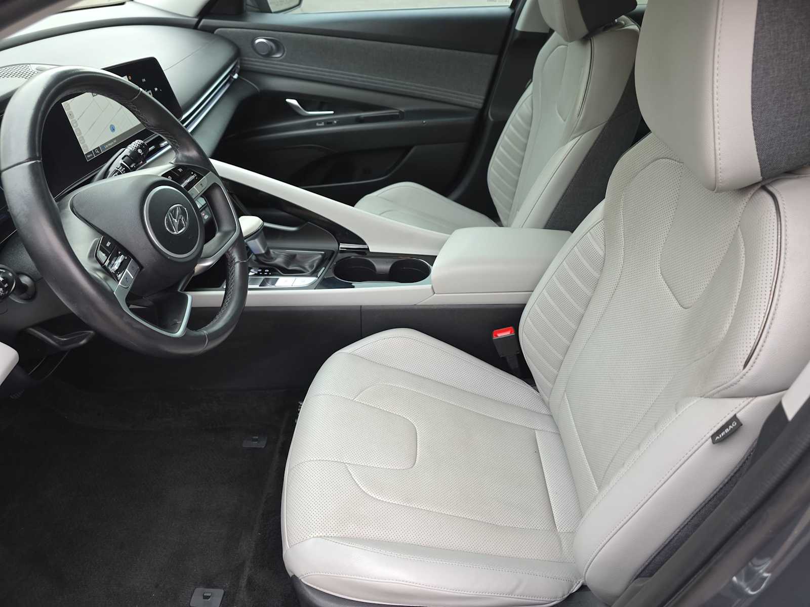 Thumbnail: 2023 Hyundai Elantra - 15