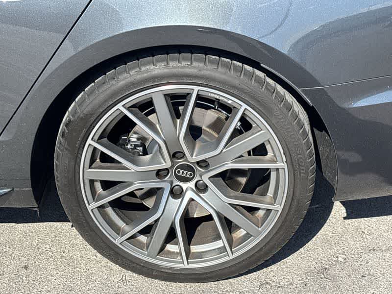 Thumbnail: 2023 Audi S4 - 10