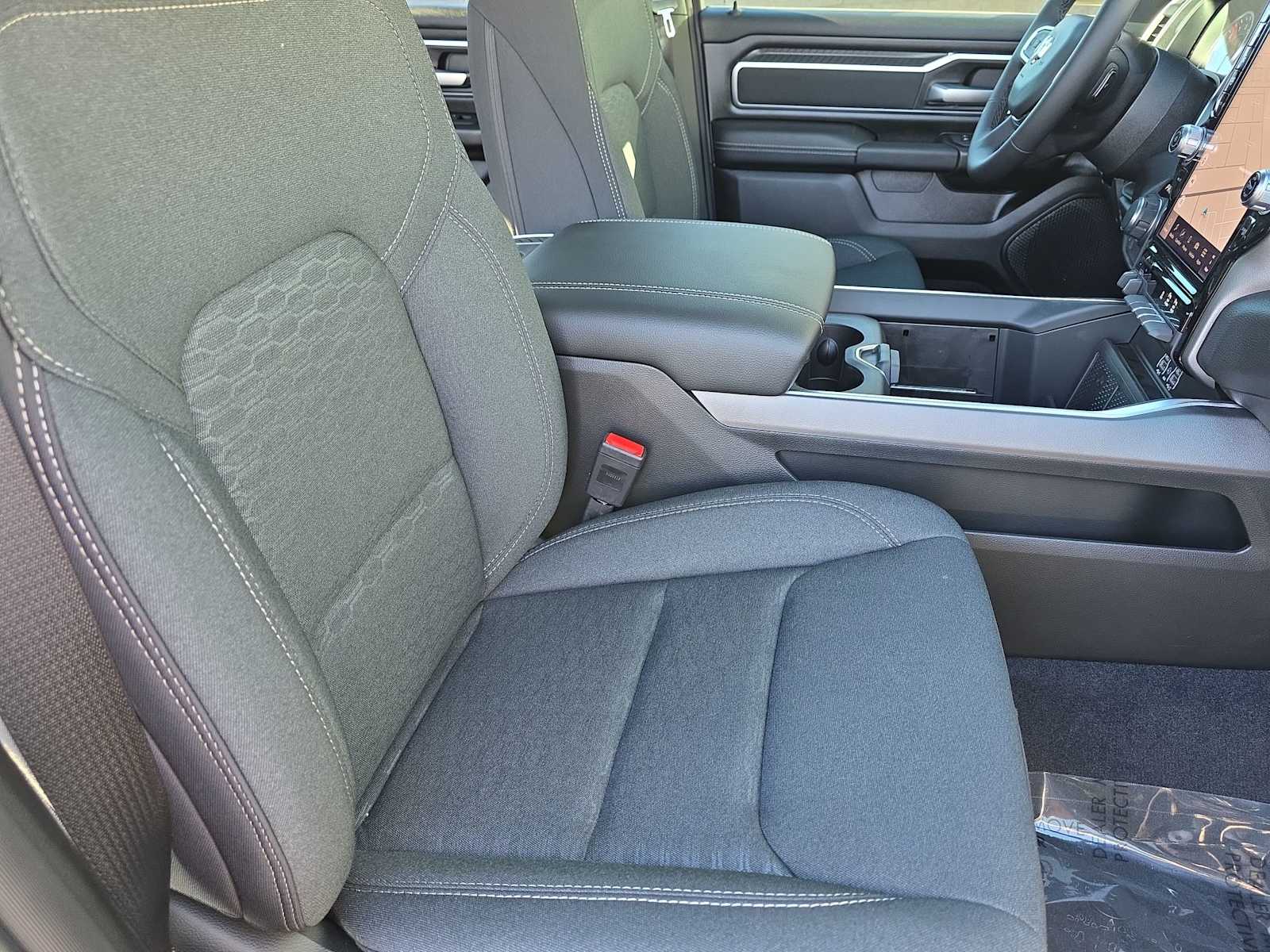 Thumbnail: 2026 RAM 1500 - 17