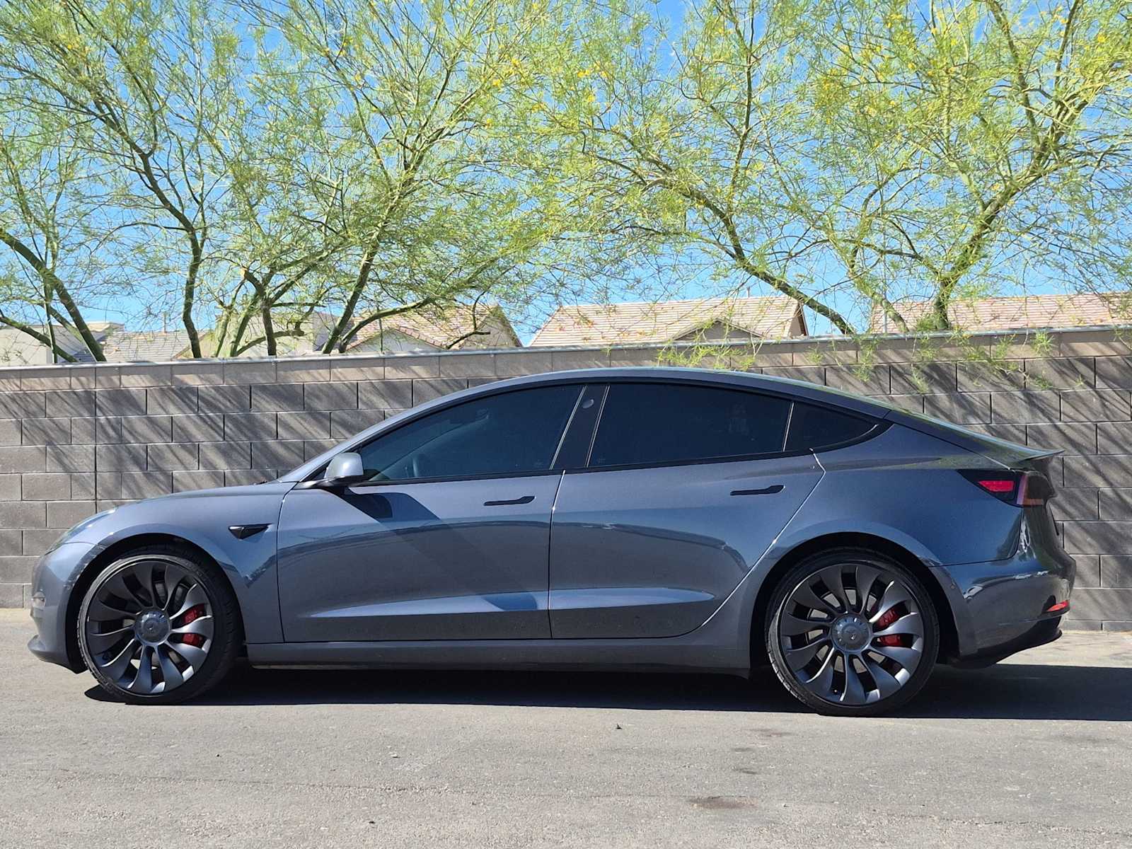 Thumbnail: 2022 Tesla Model 3 - 5