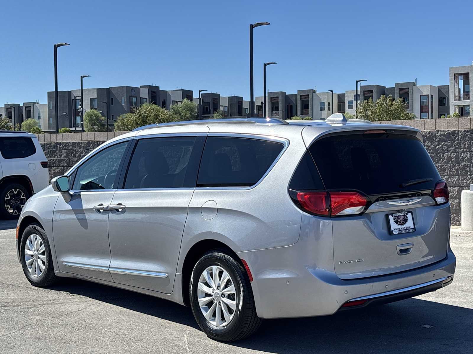Thumbnail: 2018 Chrysler Pacifica - 7