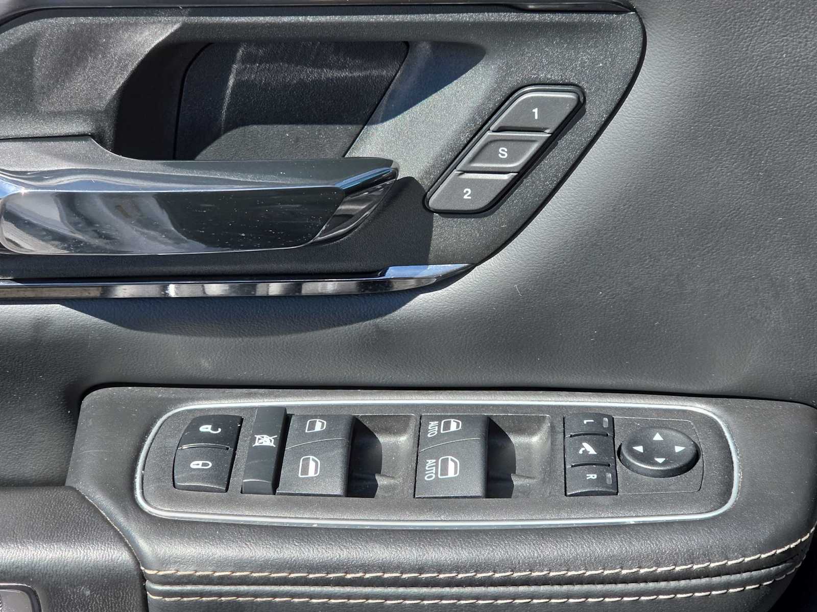 Thumbnail: 2023 RAM 1500 - 29