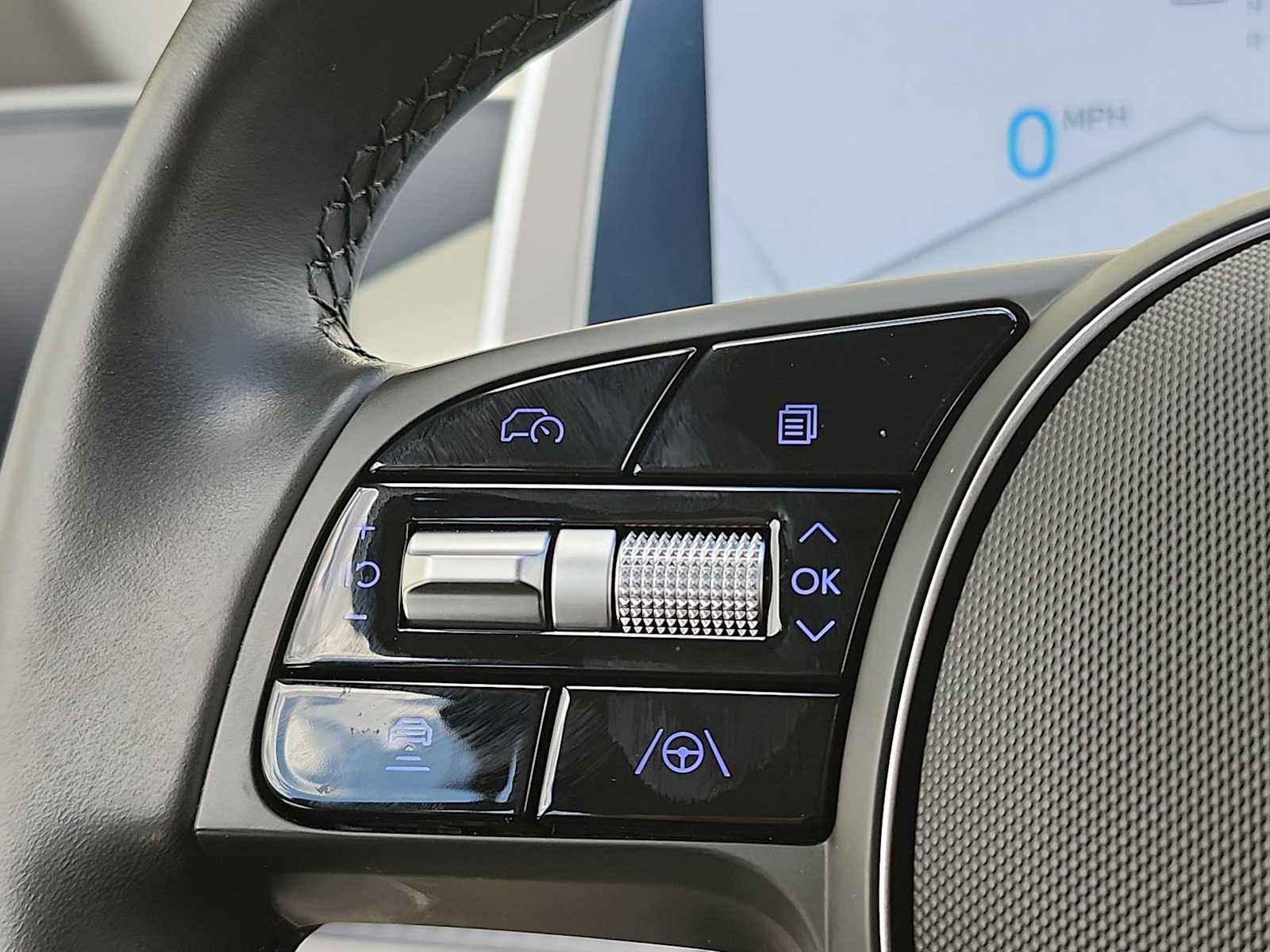 Thumbnail: 2024 Hyundai Ioniq 6 - 28