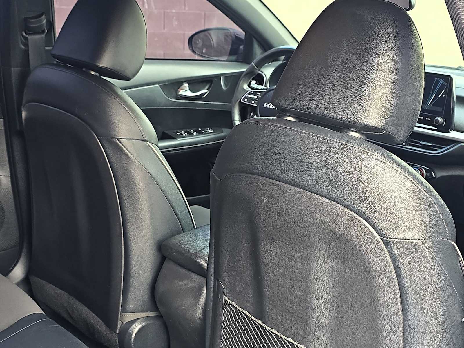 Thumbnail: 2024 Kia Forte - 16