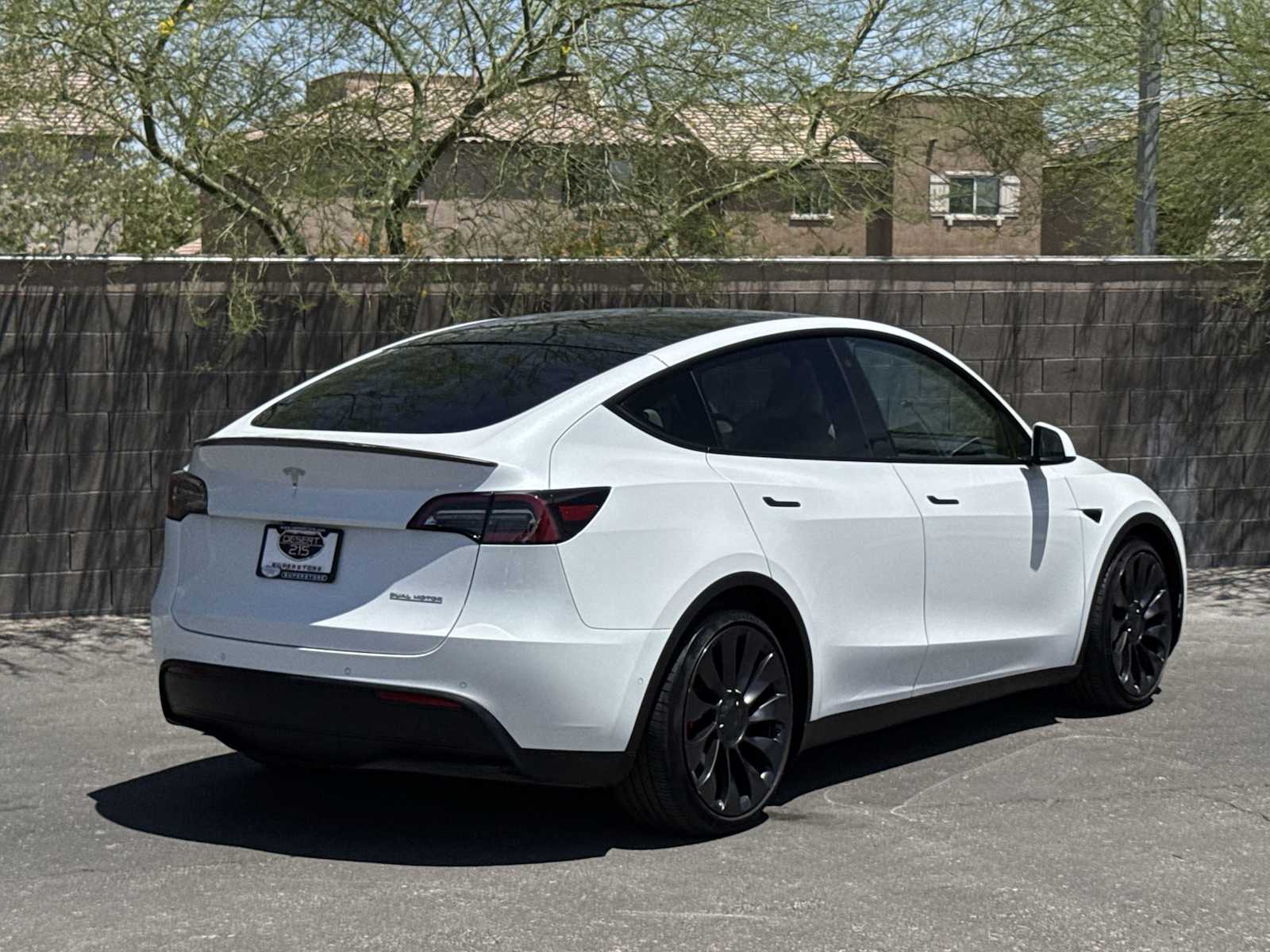 Thumbnail: 2022 Tesla Model Y - 8
