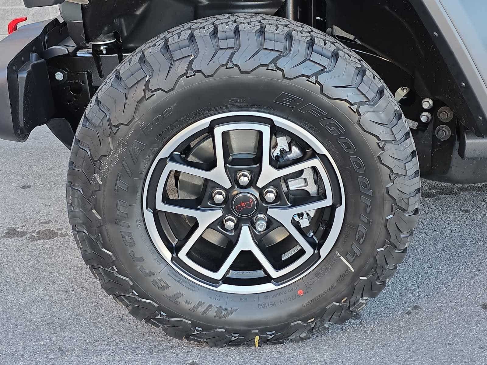 Thumbnail: 2026 Jeep Wrangler - 31