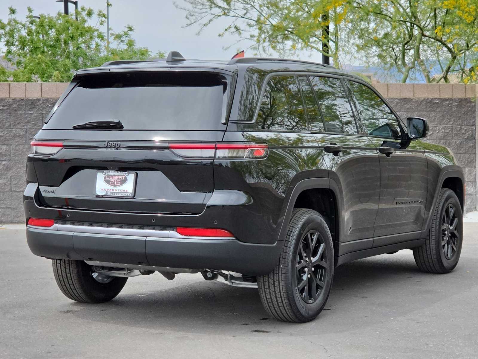 Thumbnail: 2026 Jeep Grand Cherokee - 8