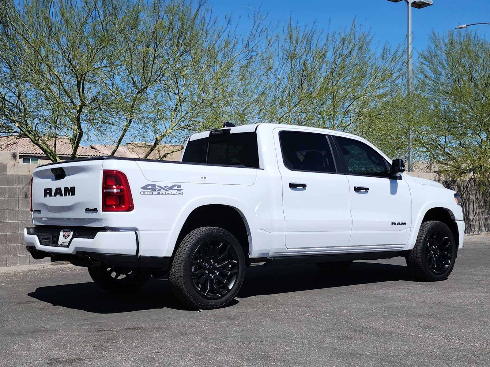 Thumbnail: 2026 RAM 1500 - 9