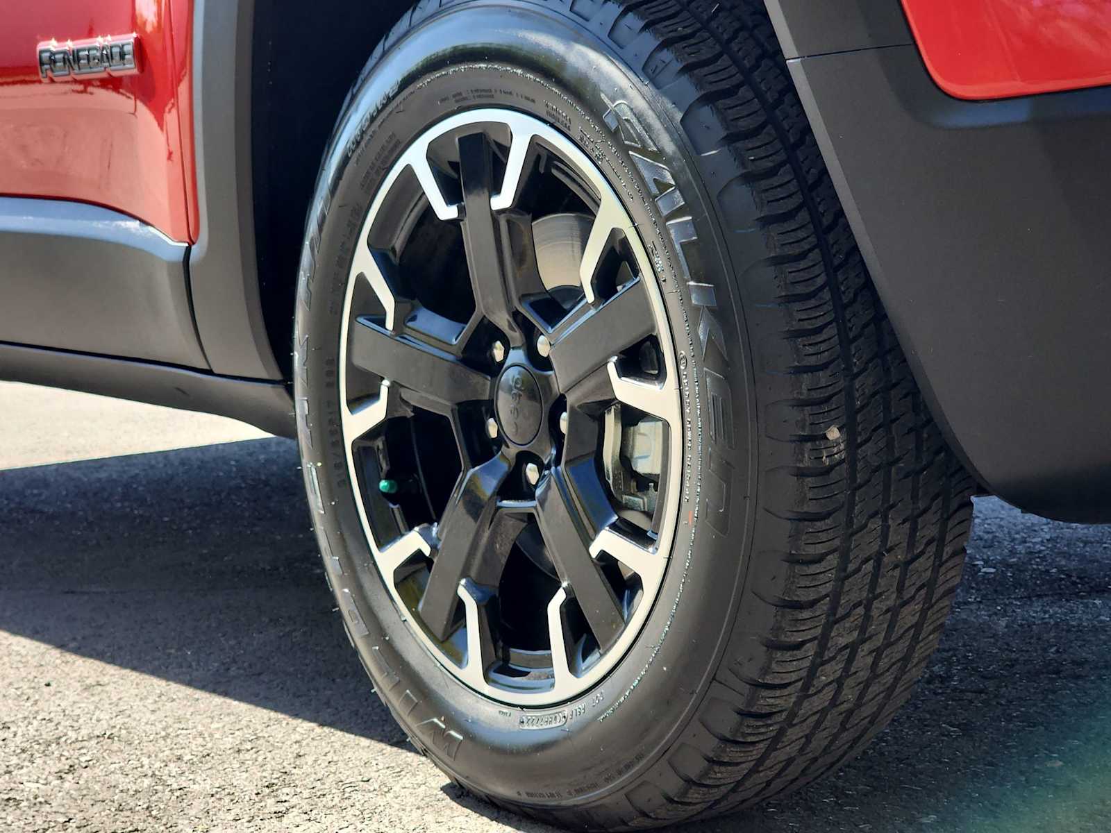 Thumbnail: 2023 Jeep Renegade - 12