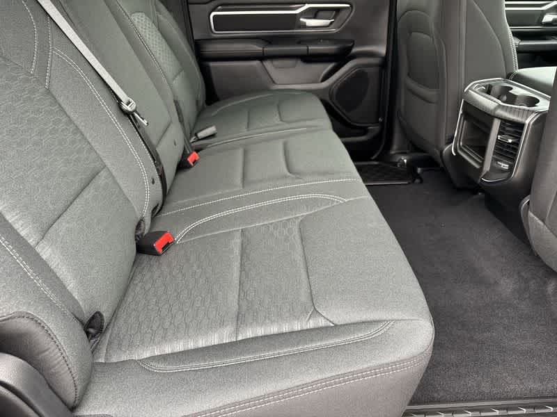 Thumbnail: 2026 RAM 1500 - 17