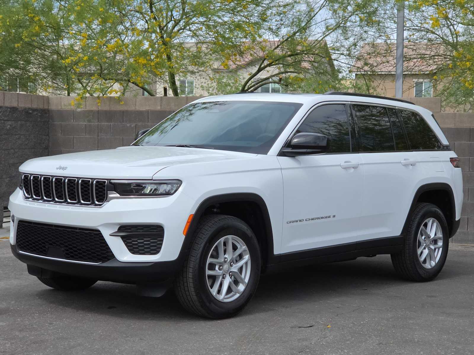 Thumbnail: 2026 Jeep Grand Cherokee - 4