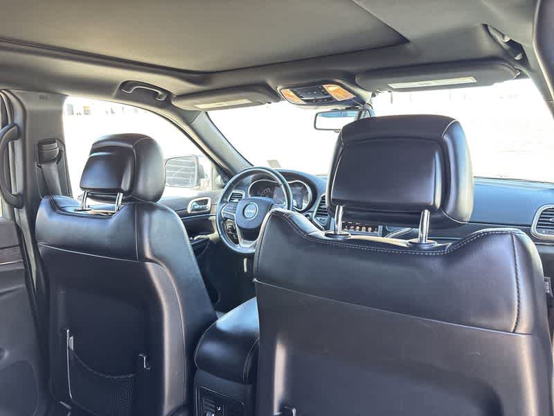 Thumbnail: 2016 Jeep Grand Cherokee - 14