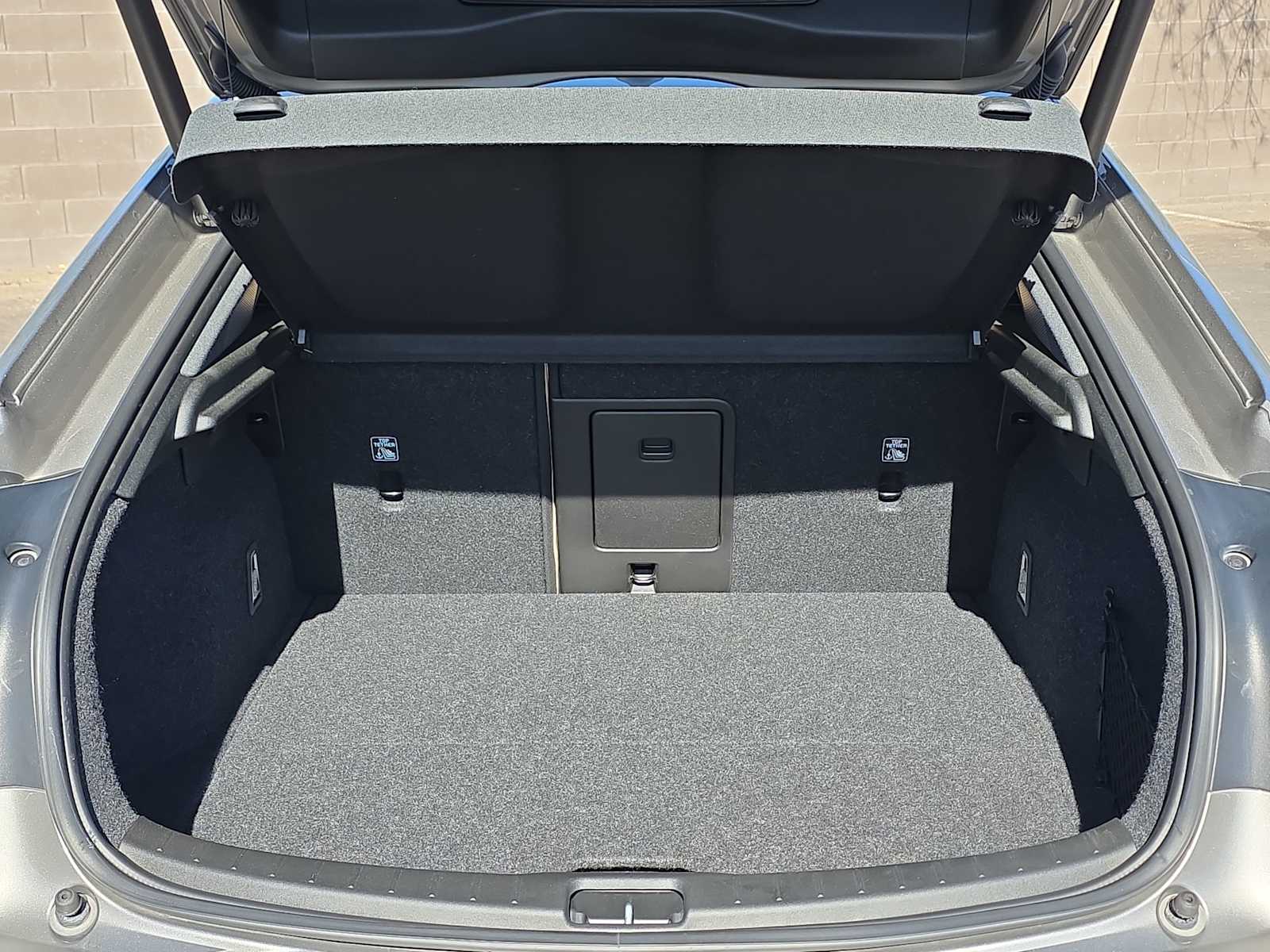 Thumbnail: 2021 Polestar 2 - 21