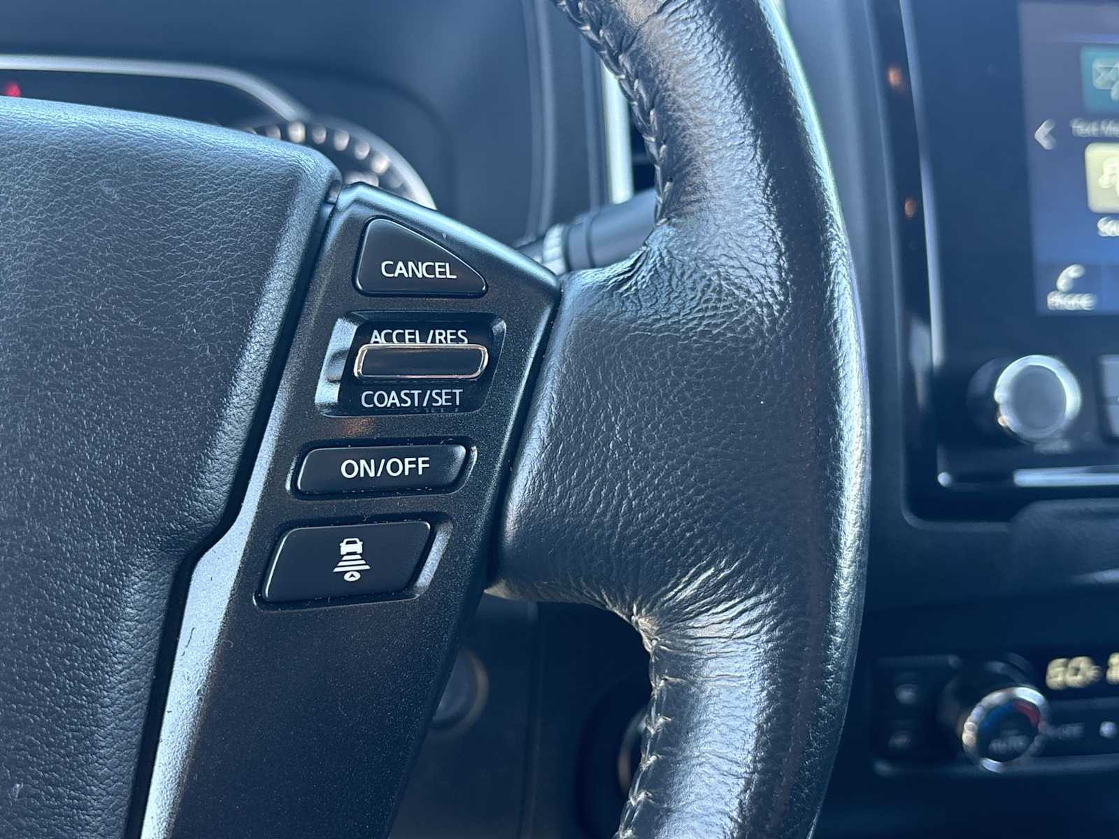 Thumbnail: 2022 Nissan Frontier - 23