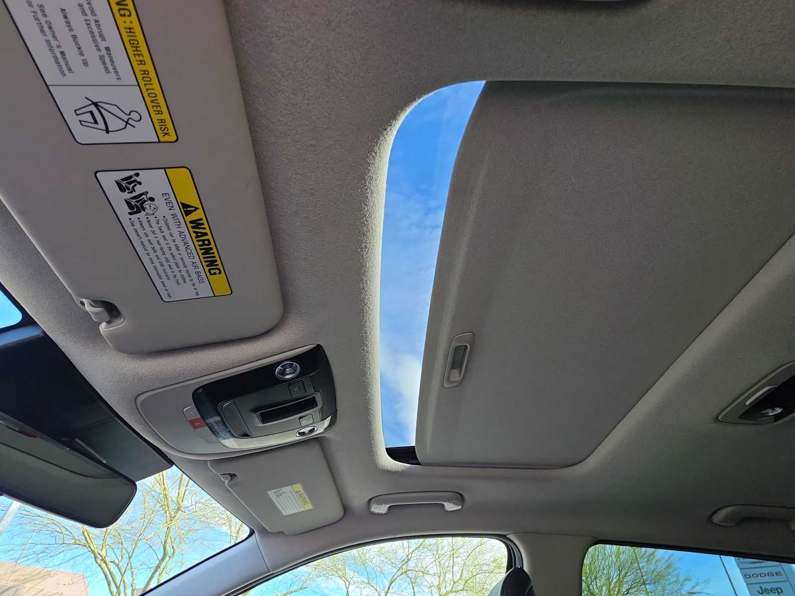 Thumbnail: 2024 Kia Niro - 30