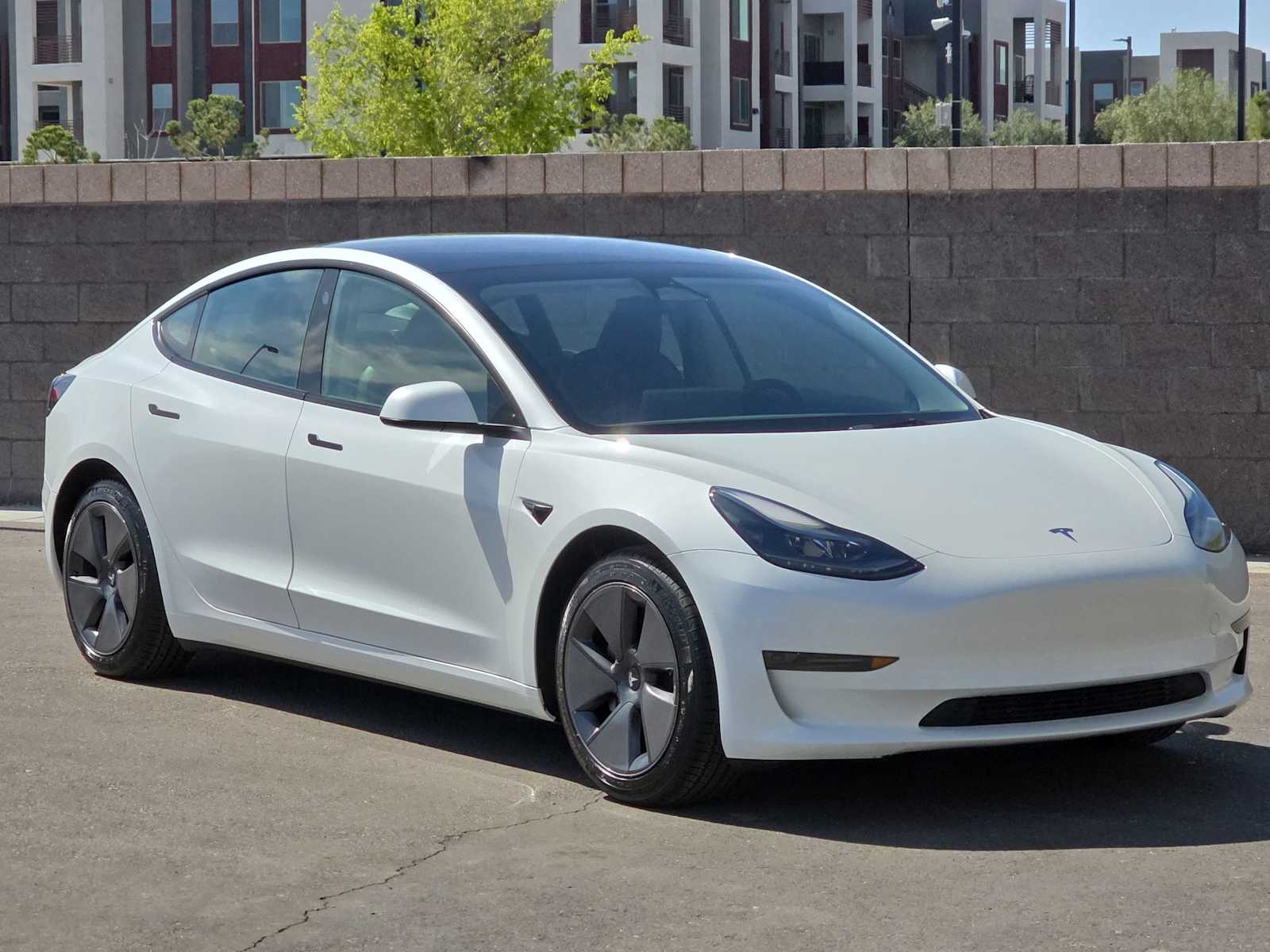 Thumbnail: 2023 Tesla Model 3 - 3