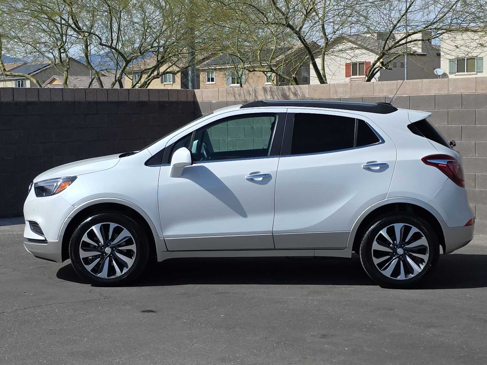 Thumbnail: 2021 Buick Encore - 6