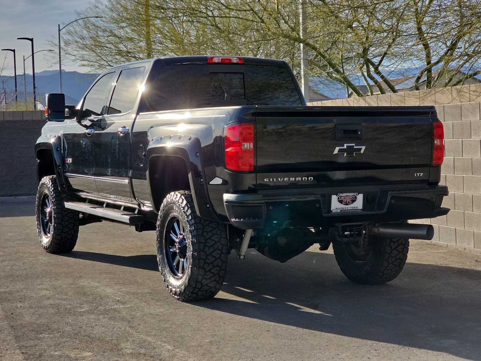 Thumbnail: 2019 Chevrolet Silverado 3500 - 7