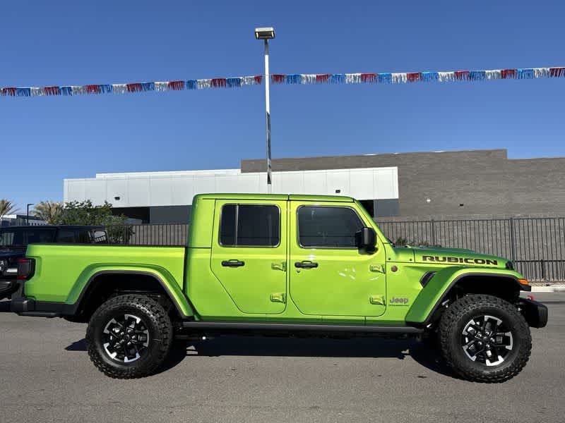 Thumbnail: 2025 Jeep Gladiator - 9