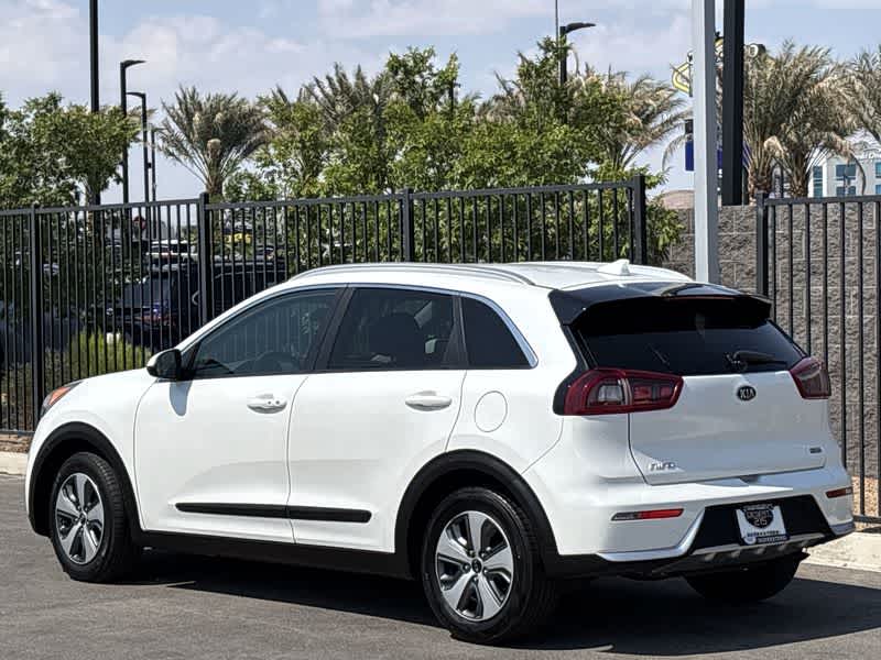 Thumbnail: 2019 Kia Niro - 6