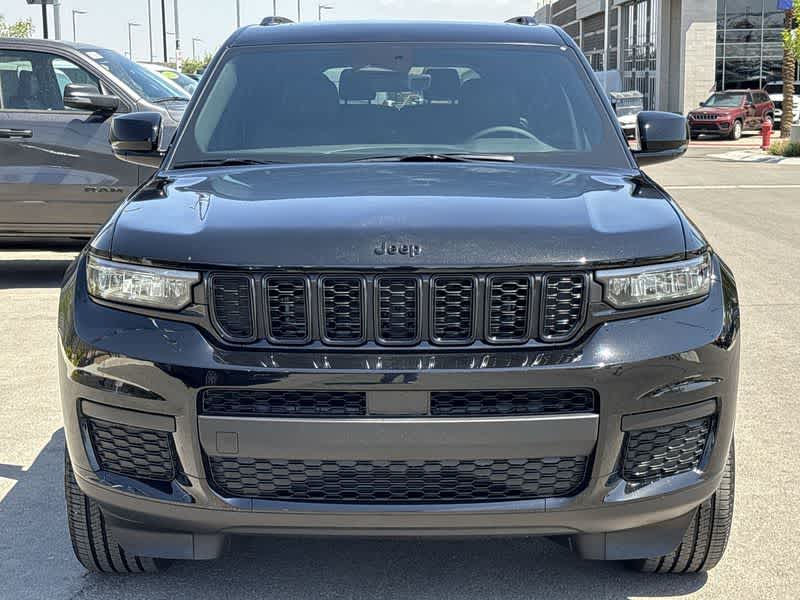 Thumbnail: 2025 Jeep Grand Cherokee L - 3