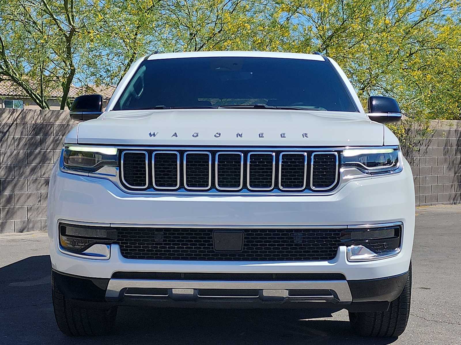 Thumbnail: 2024 Jeep Wagoneer - 4