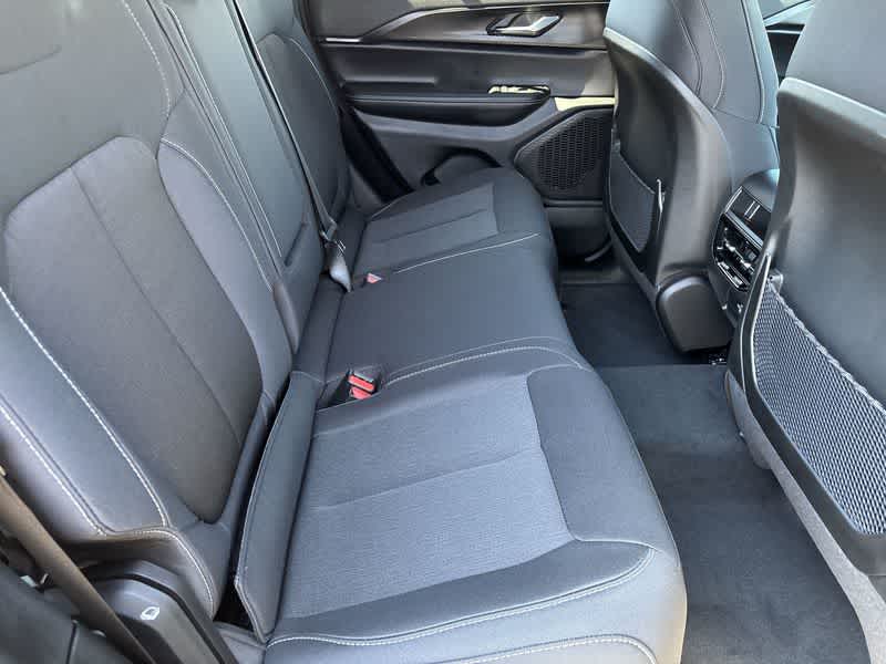 Thumbnail: 2025 Jeep Grand Cherokee - 17