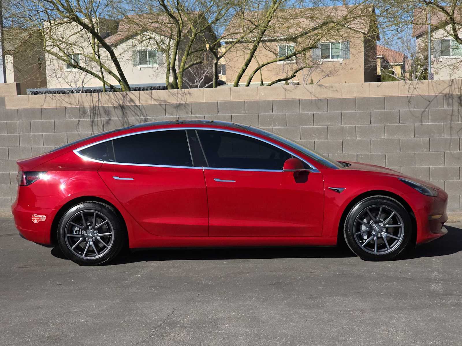 Thumbnail: 2018 Tesla Model 3 - 10