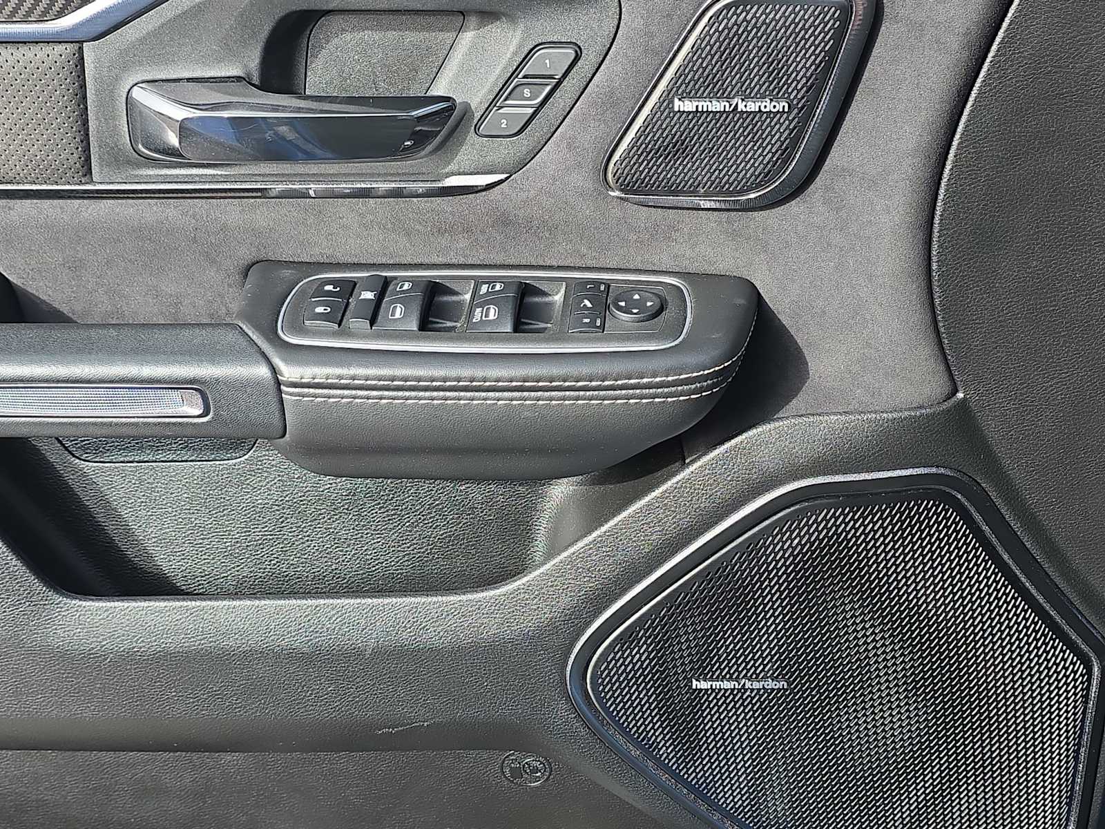 Thumbnail: 2022 RAM 1500 - 30