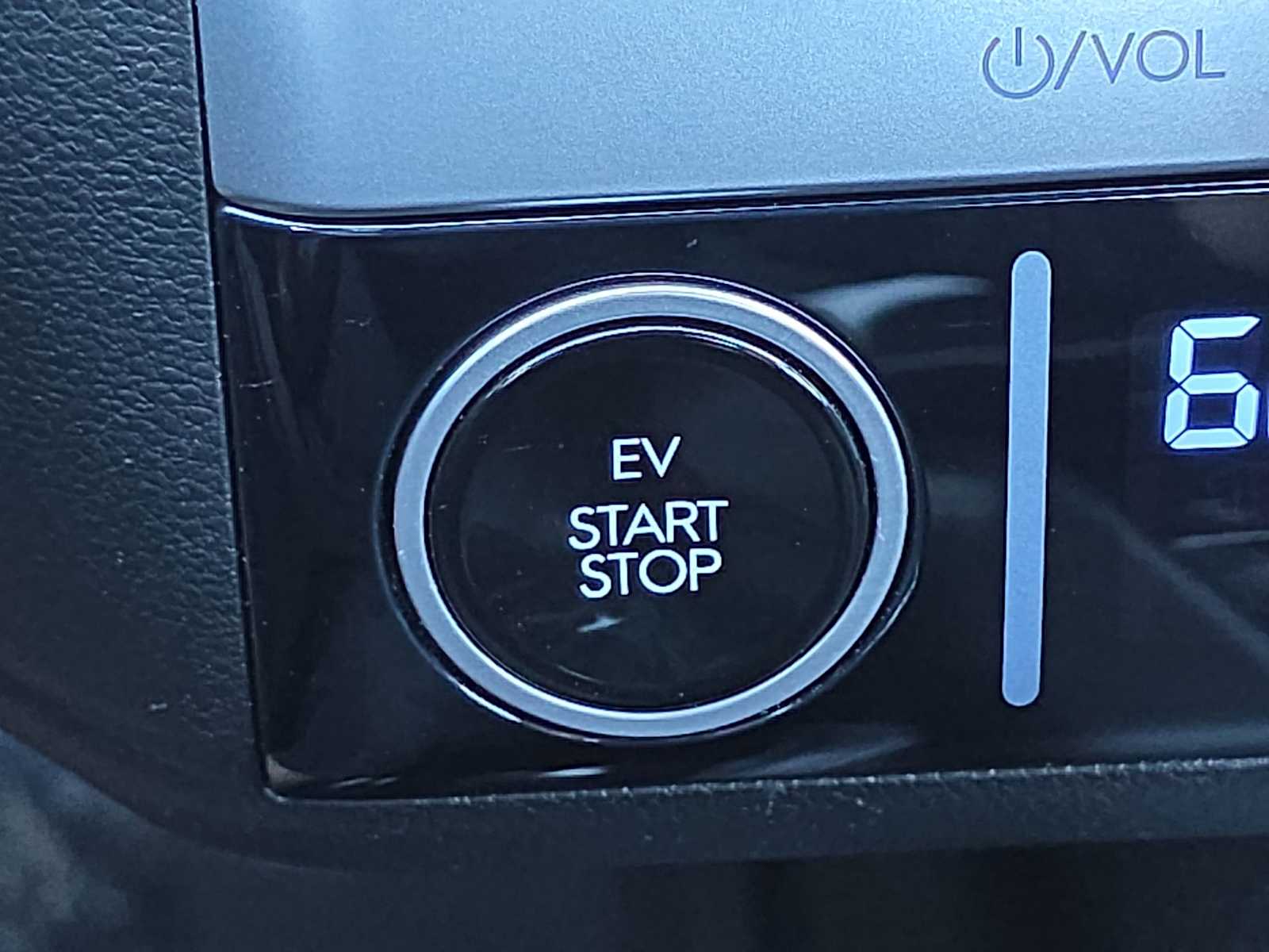 Thumbnail: 2024 Hyundai Ioniq 6 - 24