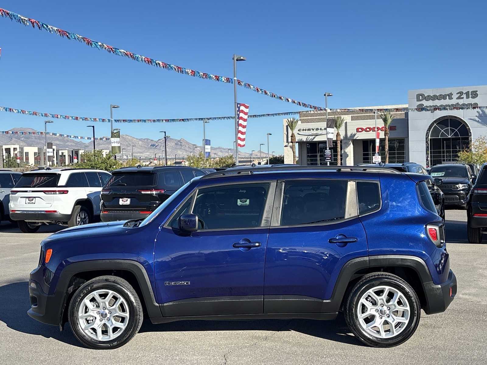 Thumbnail: 2018 Jeep Renegade - 6