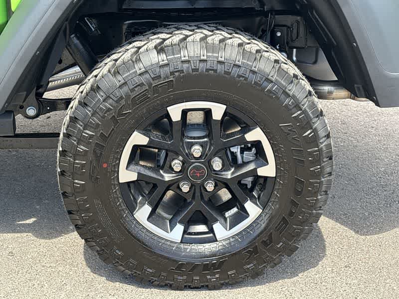 Thumbnail: 2025 Jeep Gladiator - 12