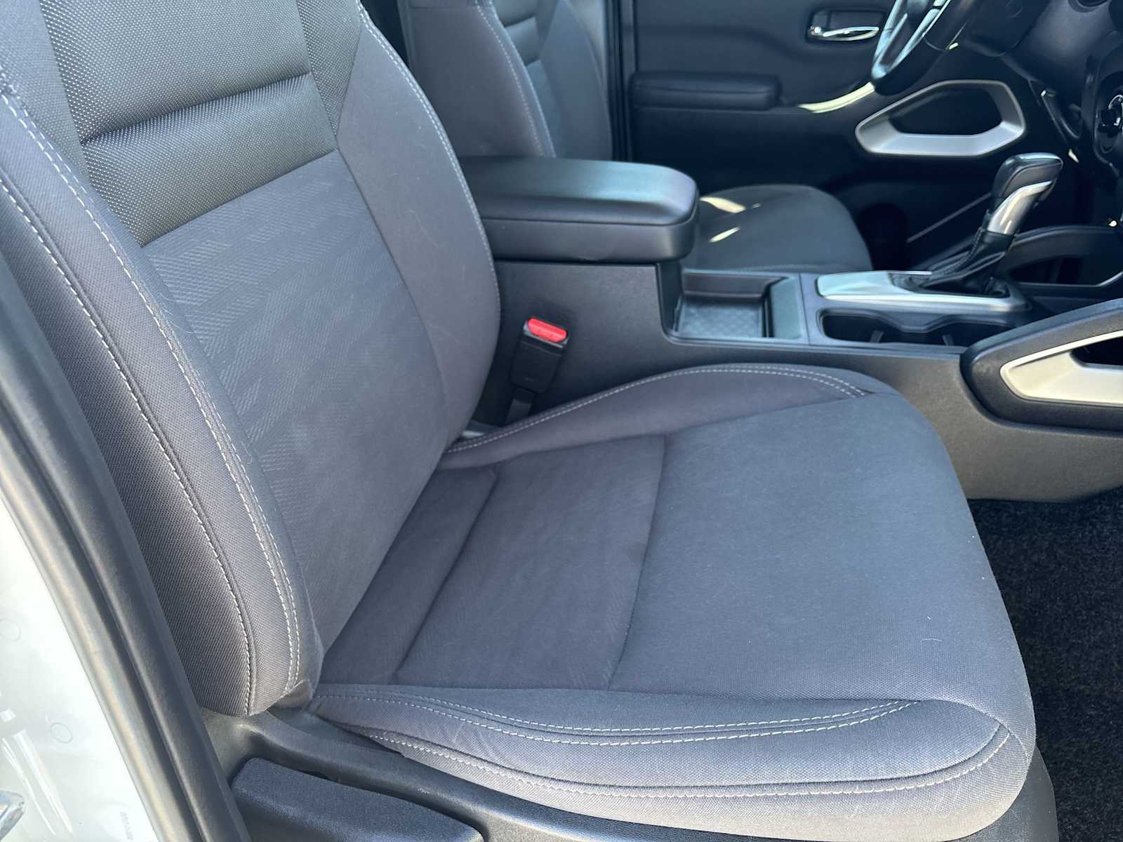 Thumbnail: 2022 Nissan Frontier - 14