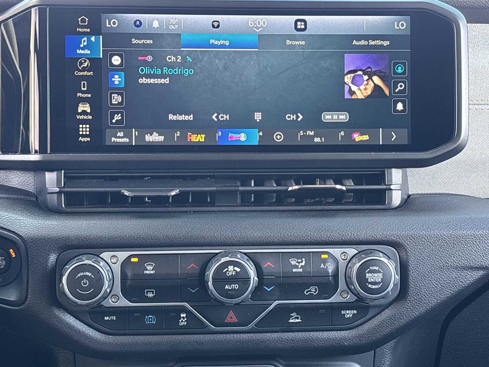 Thumbnail: 2024 Jeep Wrangler - 20