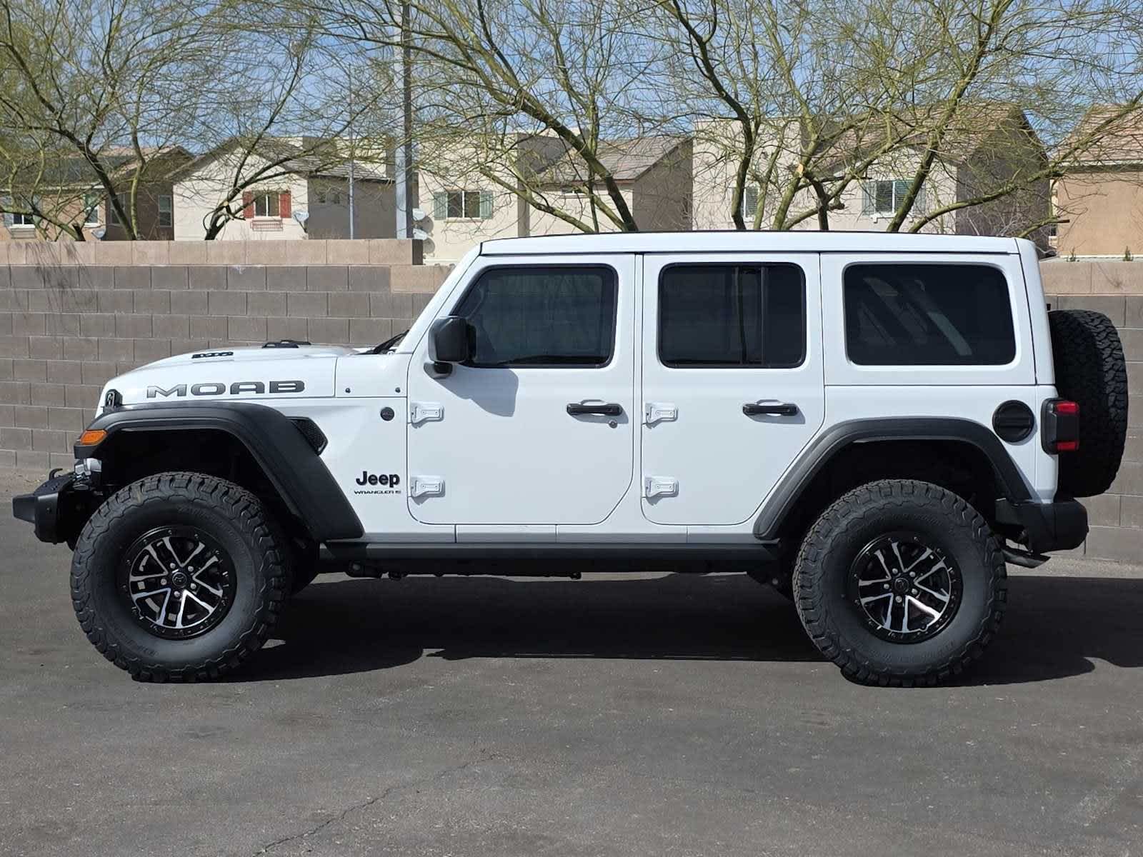 Thumbnail: 2026 Jeep Wrangler - 6