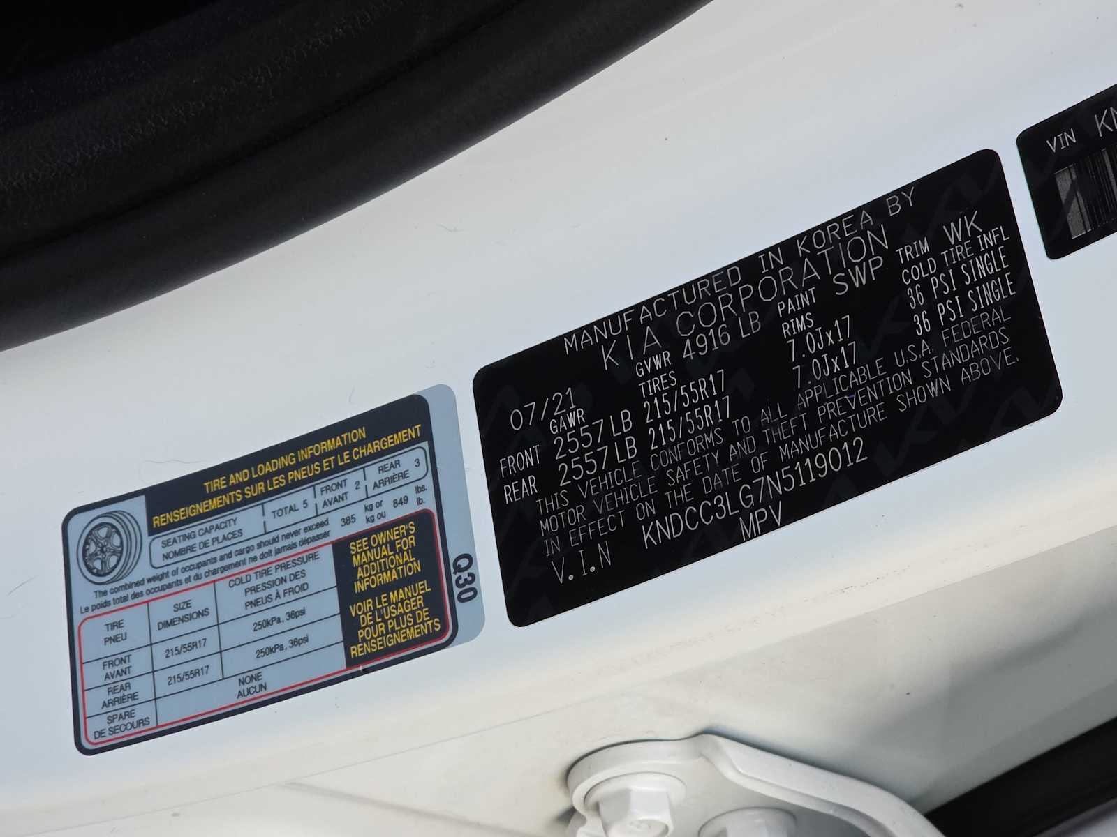 Thumbnail: 2022 Kia Niro - 25