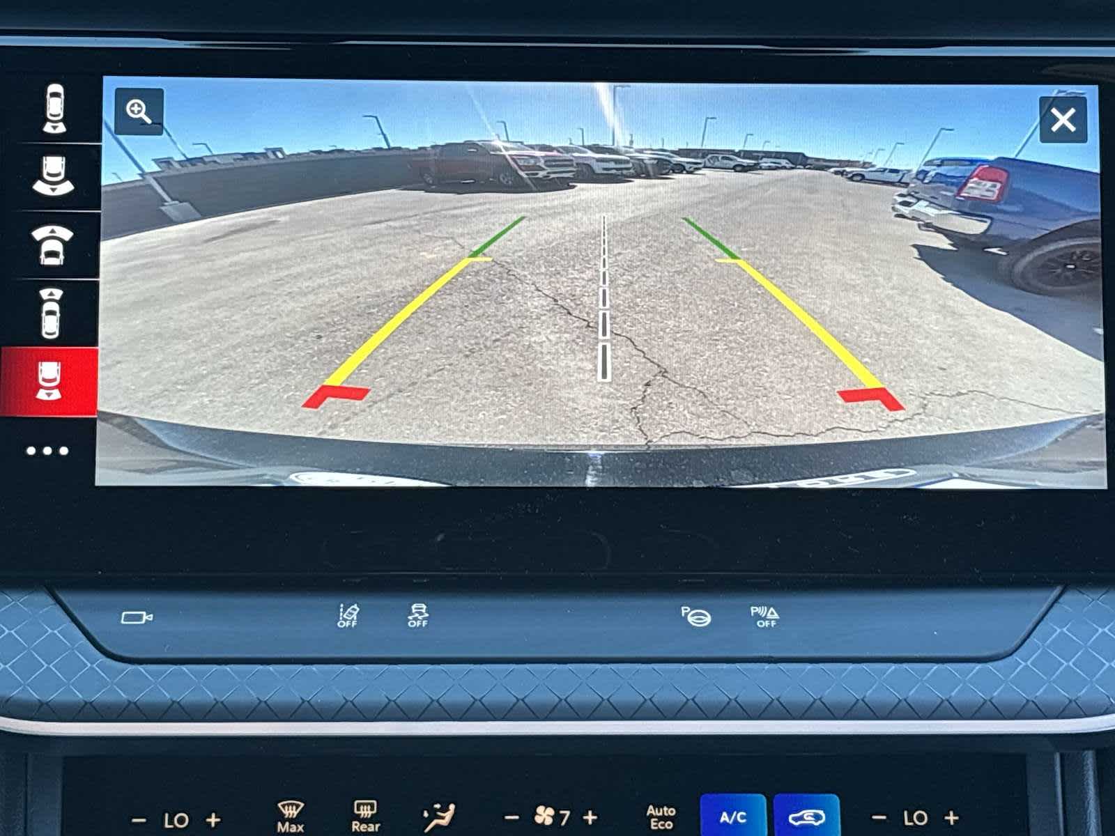 Thumbnail: 2025 Jeep Wagoneer S - 24