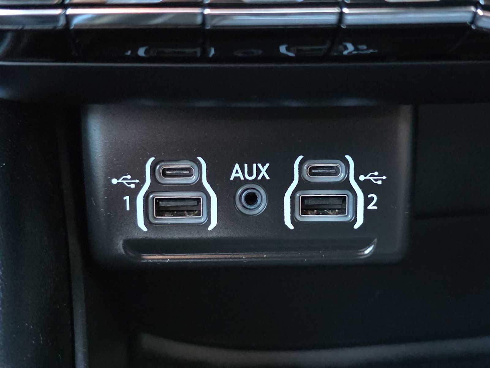 Thumbnail: 2021 Dodge Durango - 29