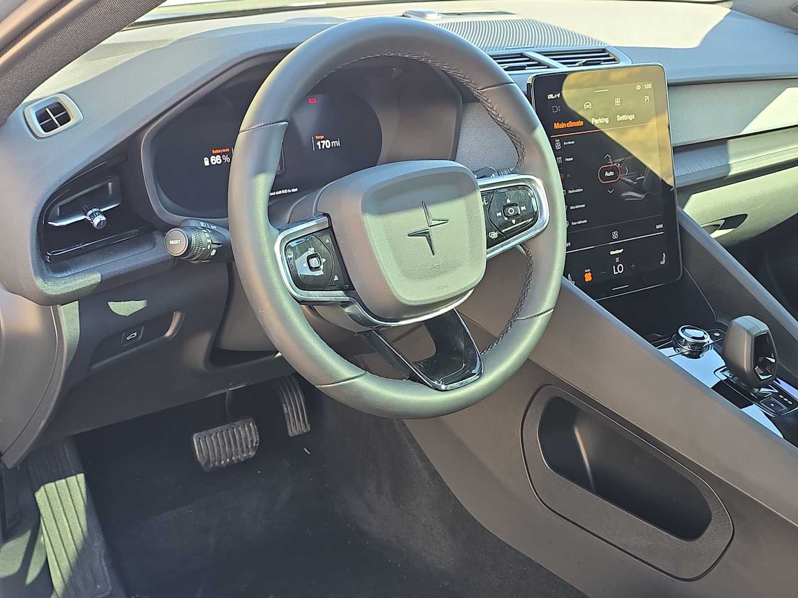 Thumbnail: 2024 Polestar 2 - 10