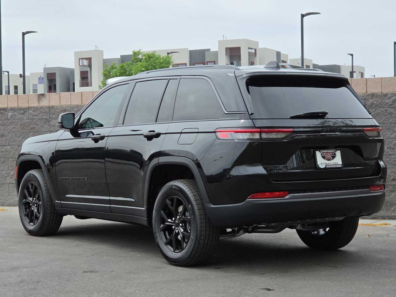 Thumbnail: 2026 Jeep Grand Cherokee - 6