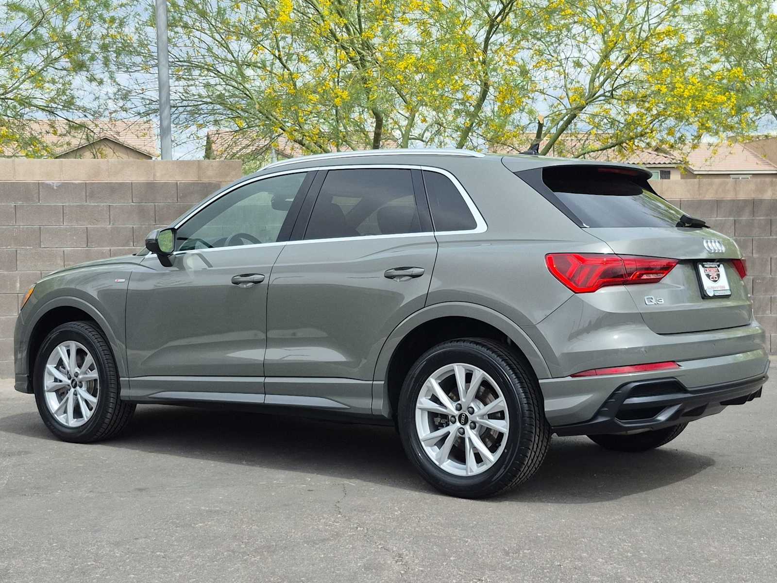 Thumbnail: 2022 Audi Q3 - 7