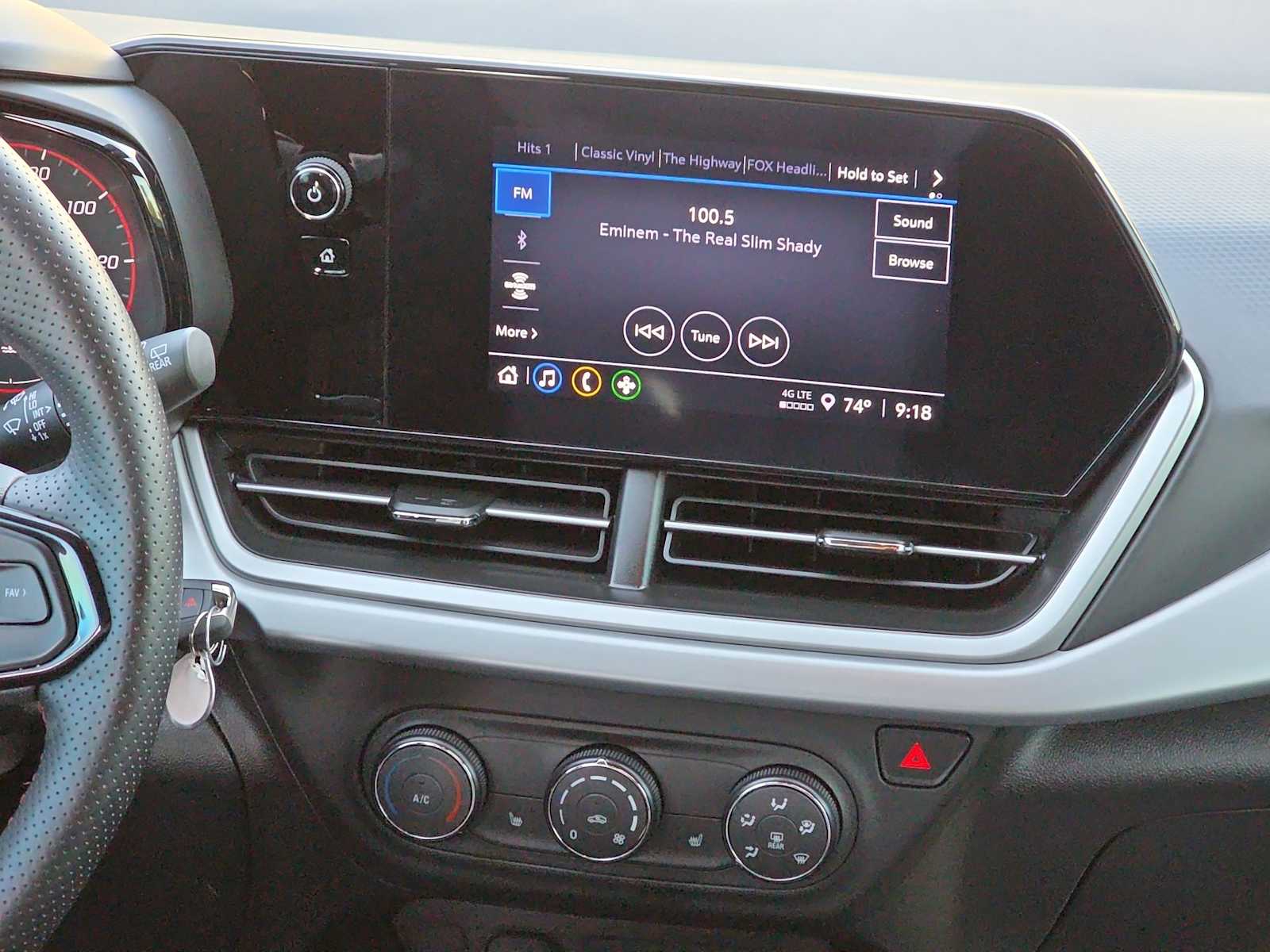 Thumbnail: 2025 Chevrolet Trax - 20