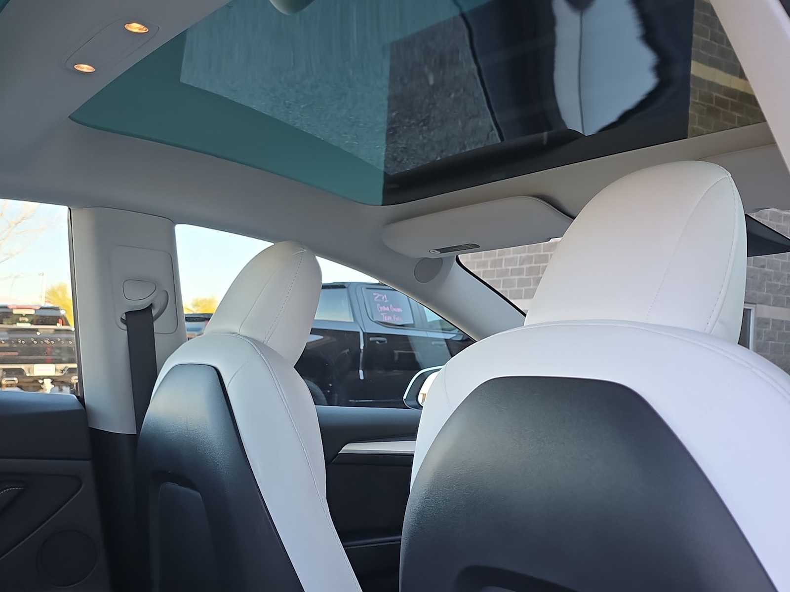 Thumbnail: 2022 Tesla Model 3 - 16