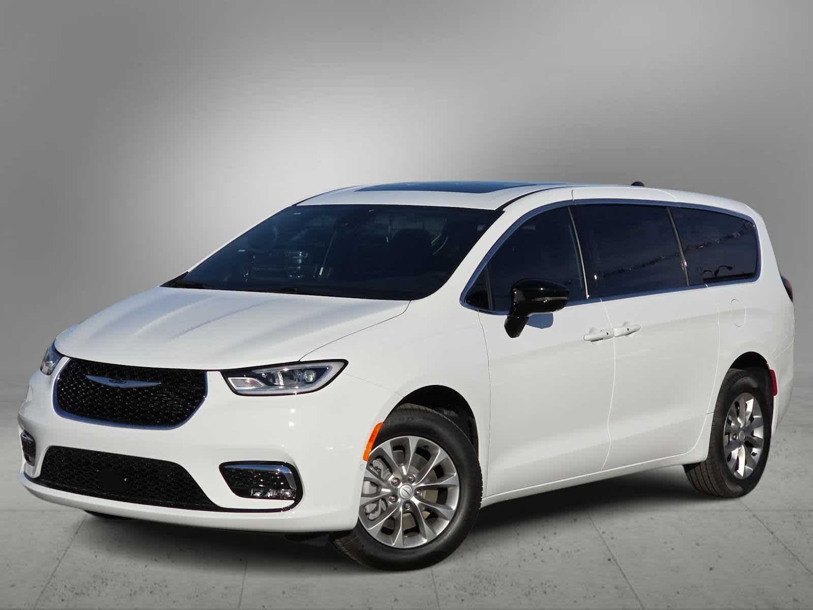 Thumbnail: 2026 Chrysler Pacifica - 1