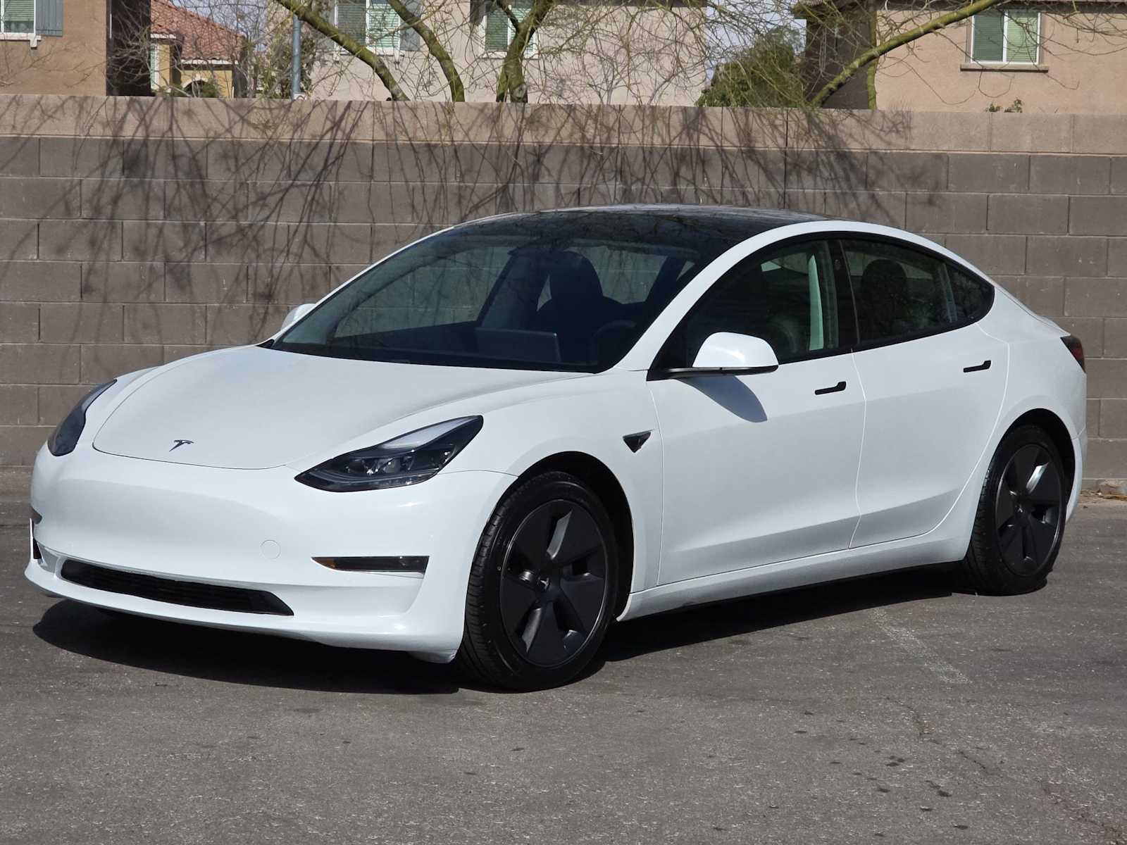 Thumbnail: 2021 Tesla Model 3 - 5
